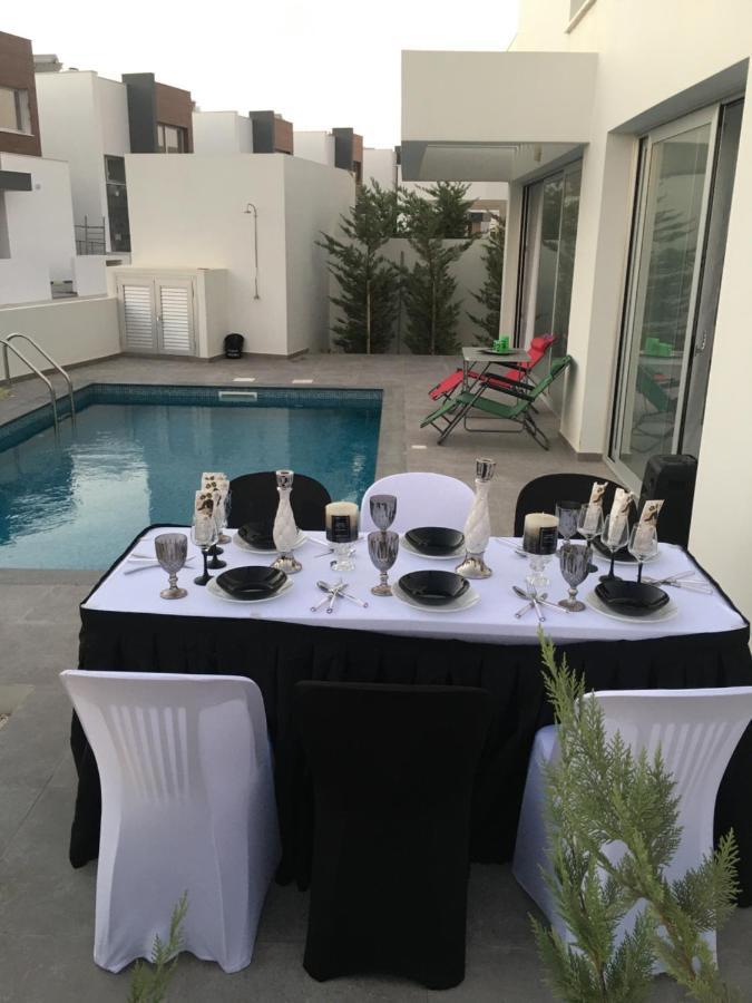 Mobina Villas ลาร์นาคา ภายนอก รูปภาพ