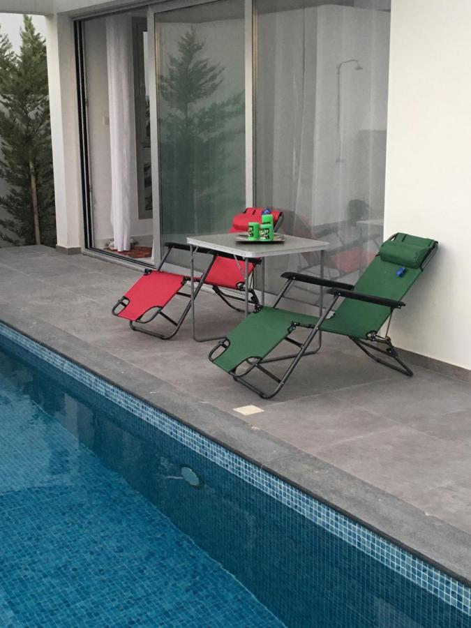 Mobina Villas ลาร์นาคา ภายนอก รูปภาพ
