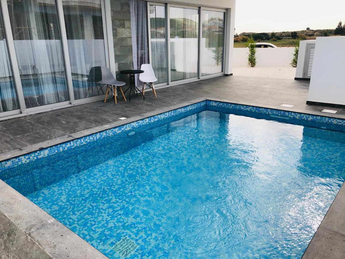 Mobina Villas ลาร์นาคา ภายนอก รูปภาพ