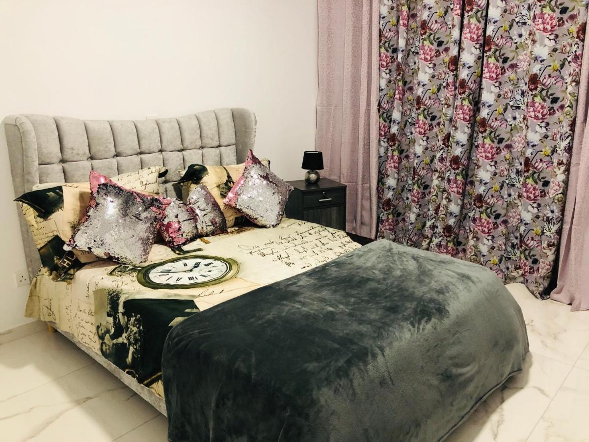 Mobina Villas ลาร์นาคา ภายนอก รูปภาพ