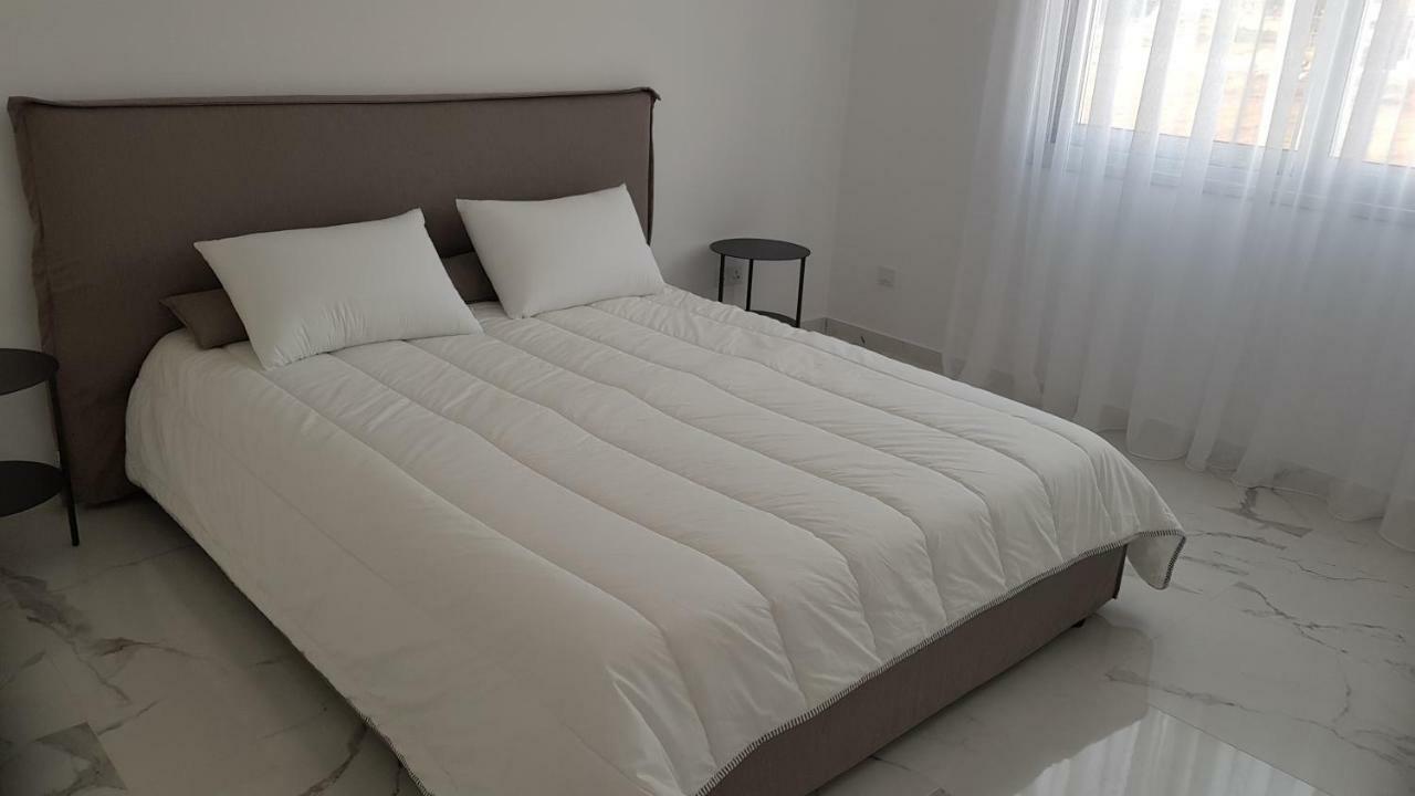 Mobina Villas ลาร์นาคา ภายนอก รูปภาพ